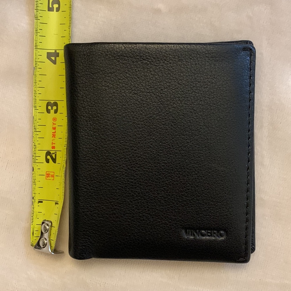 NWOT Vincero billfold wallet - Picture 9 of 10